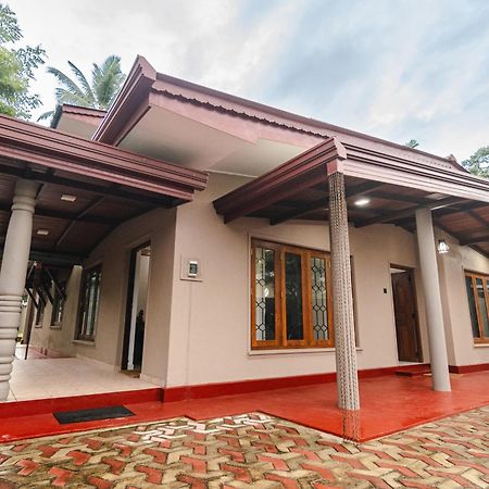 Omega Villa 高尔 外观 照片